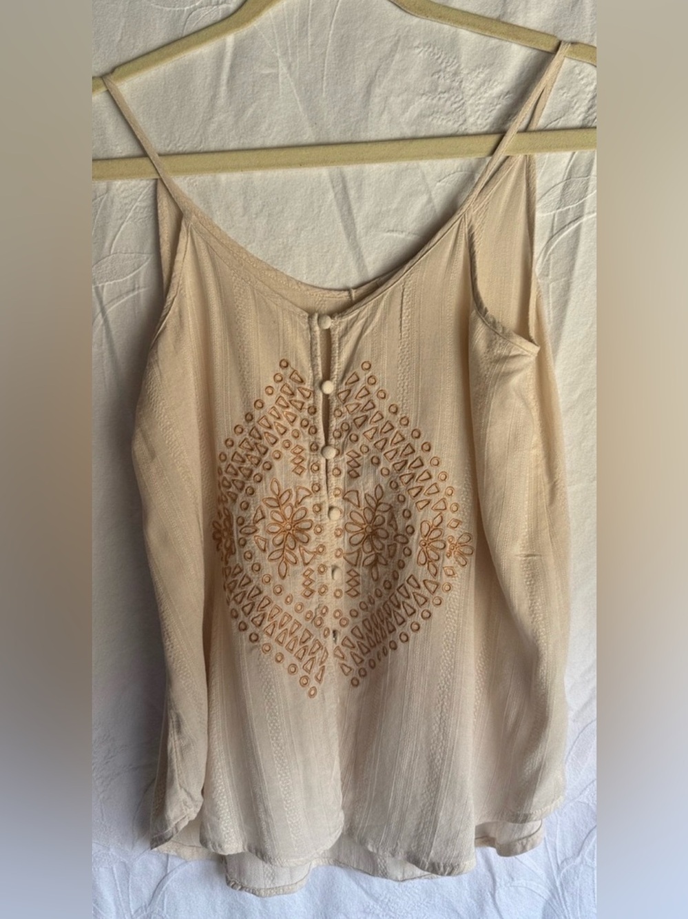 coco+jaimeson Cream colored Embroidered Camisole Size Small